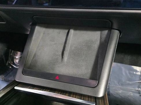 Used 2023 Tesla Model S Standard Range image 35