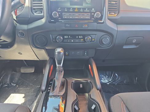 Used 2023 Nissan Frontier Pro-X w/ Pro Convenience Package RWD image 11