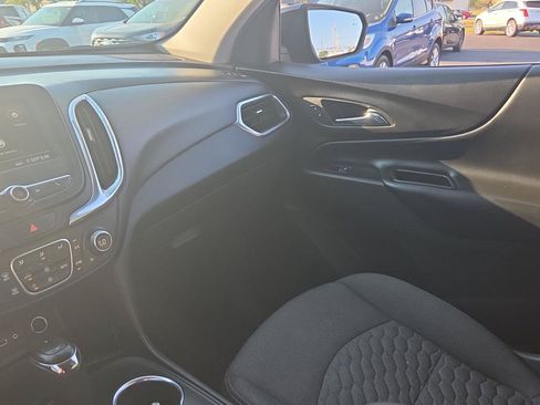 Used 2019 Chevrolet Equinox LT FWD image 17