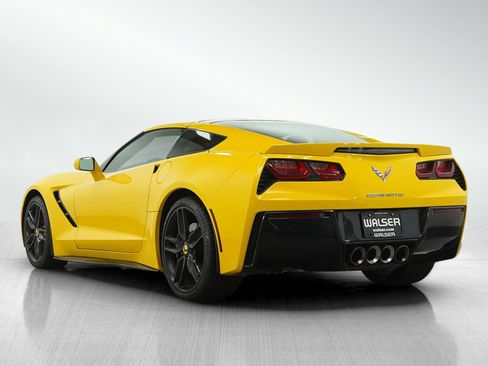Used 2014 Chevrolet Corvette Stingray Coupe RWD image 3