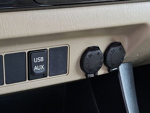 Used 2013 Toyota Tacoma 2WD Access Cab w/ SR5 Pkg image 22