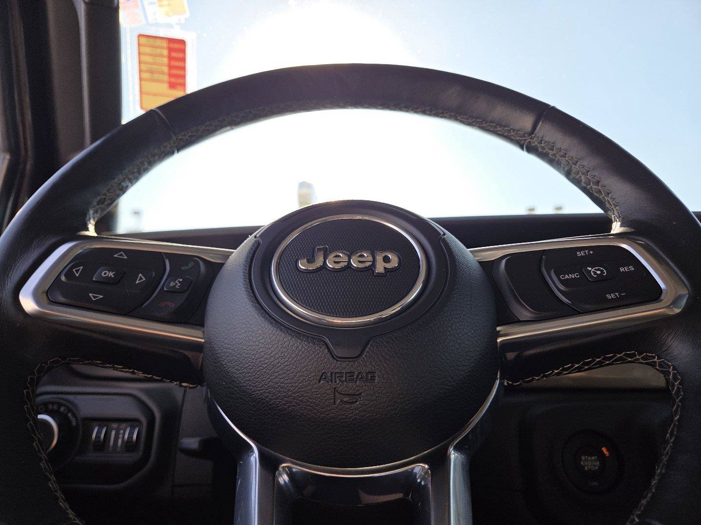 Used 2019 Jeep Wrangler Unlimited Sahara w/ Cold Weather Group AWD/4WD image 16