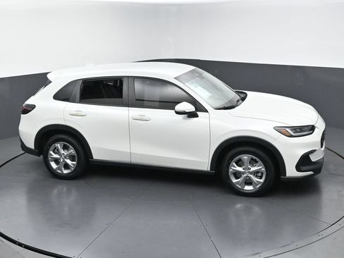 Used 2023 Honda HR-V LX image 41