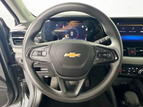 Used 2024 Chevrolet TrailBlazer LT FWD image 15