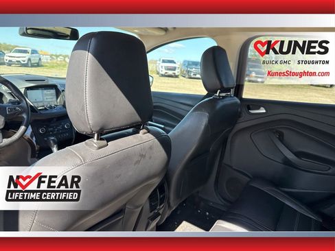 Used 2018 Ford Escape Titanium w/ Ford Safe & Smart Package AWD/4WD image 36
