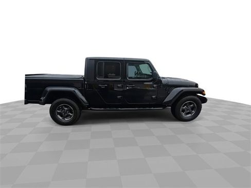 Used 2021 Jeep Gladiator Sport image 9