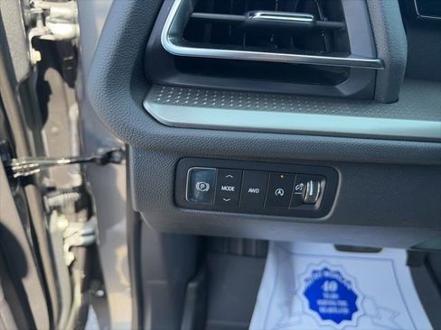 New 2026 Chevrolet Traverse LT w/ LPO, Floor Liner Package image 19