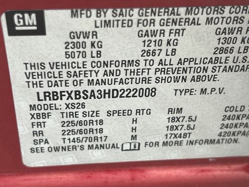 Used 2017 Buick Envision Essence FWD image 28