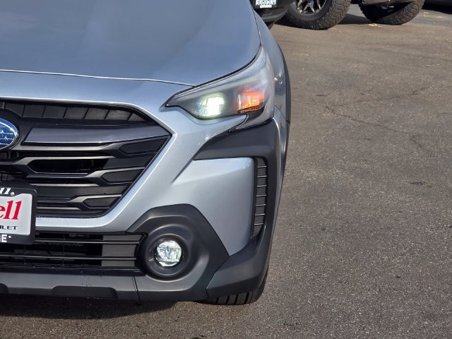 Used 2025 Subaru Outback Premium w/ Popular Package #1A AWD/4WD image 3