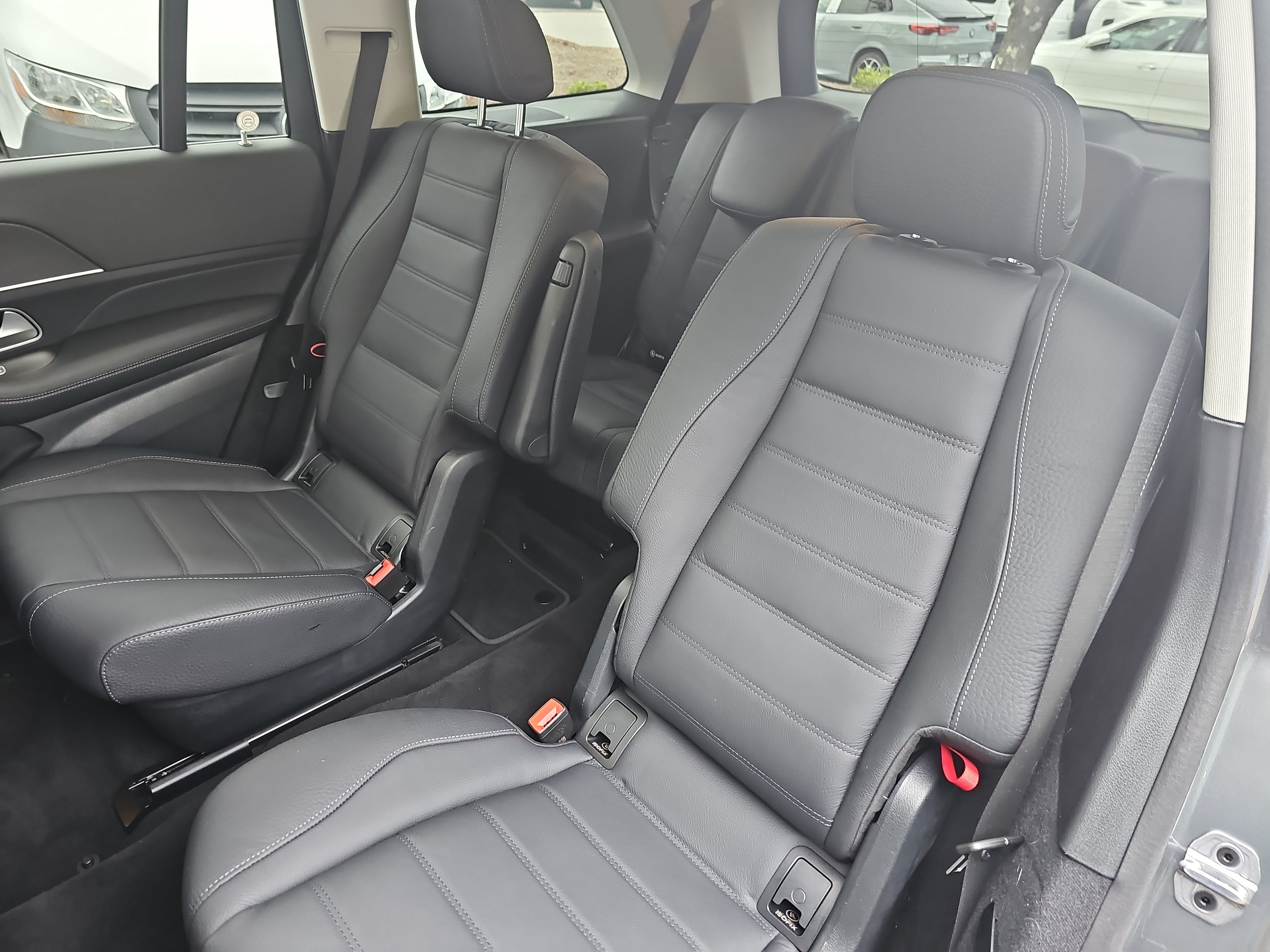 Certified 2024 Mercedes-Benz GLS 450 4MATIC image 17