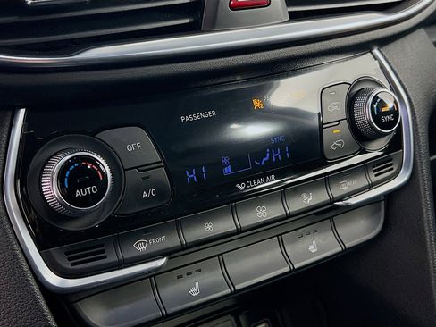 Used 2020 Hyundai Santa Fe SEL image 10