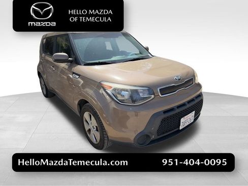 Used 2016 Kia Soul FWD image 1