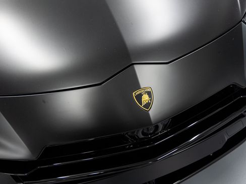 Used 2024 Lamborghini Urus S AWD/4WD image 13