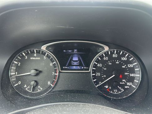Used 2020 Nissan Pathfinder SV AWD/4WD image 11