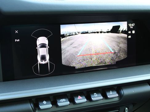 Used 2025 Porsche 911 Carrera image 19