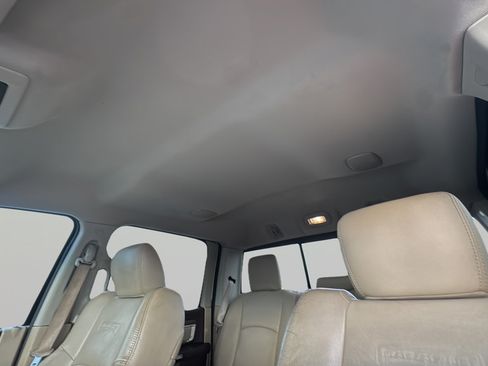Used 2015 RAM 1500 Laramie w/ Convenience Group AWD/4WD image 32