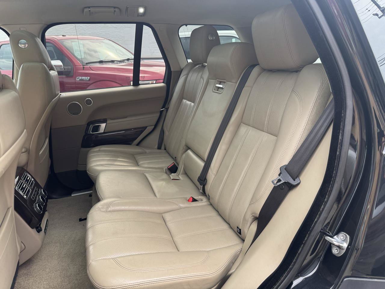 Used 2014 Land Rover Range Rover HSE AWD/4WD image 15