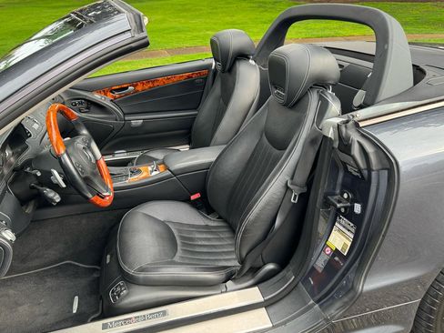 Used 2012 Mercedes-Benz SL 550 SL550 image 18