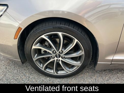 Used 2018 Lincoln MKZ Reserve w/ Magnetic Appearance Package image 10