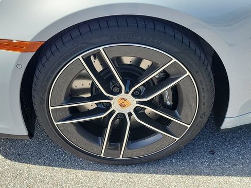 Certified 2026 Porsche 911 Carrera 4S AWD/4WD image 12