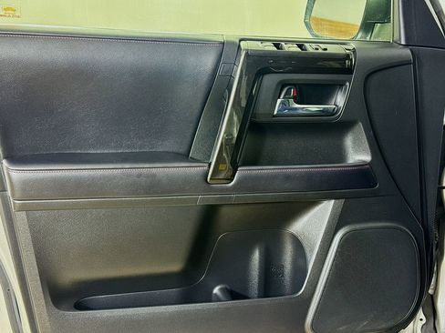 Certified 2019 Toyota 4Runner TRD Off-Road Premium image 9