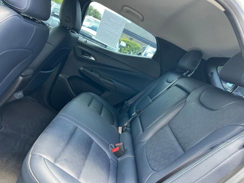 Used 2022 Chevrolet Bolt EUV Premier w/ Super Cruise Package FWD image 43