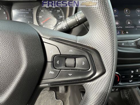 Used 2023 Chevrolet TrailBlazer LT image 12