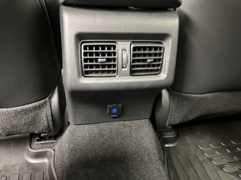 Used 2024 Toyota Camry XSE w/ Navigation Package image 14