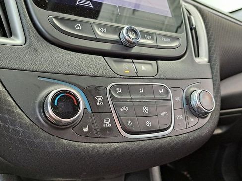 Used 2024 Chevrolet Malibu LT image 17