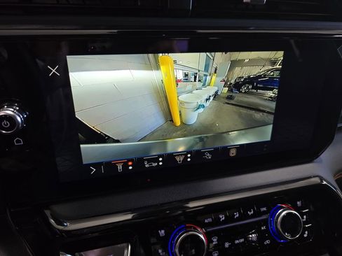 New 2026 GMC Sierra 1500 AT4 w/ AT4 Premium Package AWD/4WD image 22