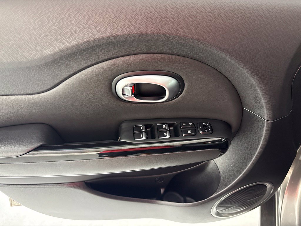 Used 2019 Kia Soul + w/ Audio Package FWD image 23