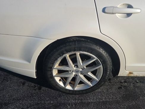 Used 2012 Ford Fusion SEL image 5