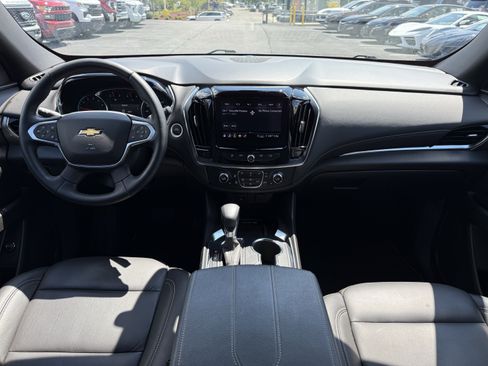Used 2023 Chevrolet Traverse LT AWD/4WD image 29