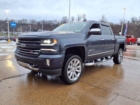 Used 2018 Chevrolet Silverado 1500 LTZ Z71 w/ Centennial Edition image 4