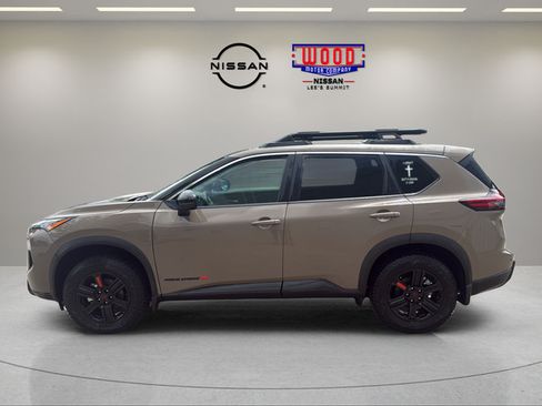 Used 2025 Nissan Rogue SV w/ Rock Creek Premium Package AWD/4WD image 10