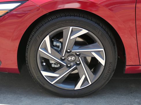 Used 2025 Hyundai Elantra Sport w/ Cargo Package FWD image 8