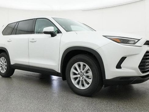 New 2026 Toyota Grand Highlander XLE image 29