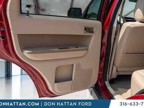 Used 2011 Ford Escape Limited w/ 302A Rapid Spec Order Code FWD image 18