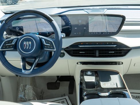 New 2026 Buick Enclave Avenir w/ Super Cruise Package FWD image 11