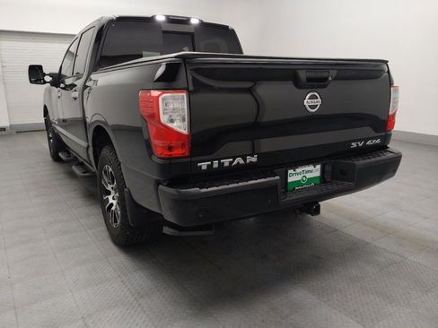 Used 2021 Nissan Titan SV w/ SV Convenience Package AWD/4WD image 5