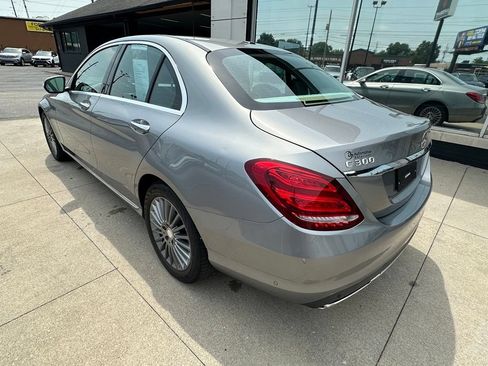 Used 2015 Mercedes-Benz C 300 Sedan image 4