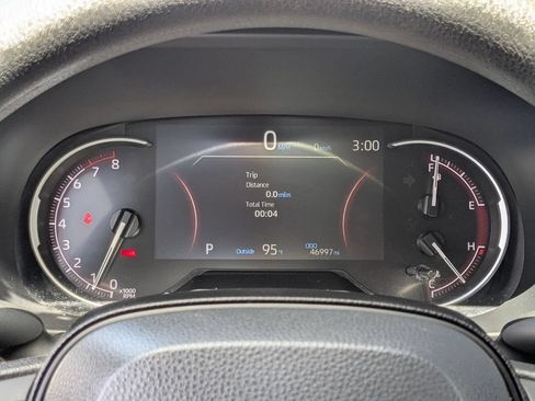 Used 2025 Toyota RAV4 LE AWD/4WD image 17