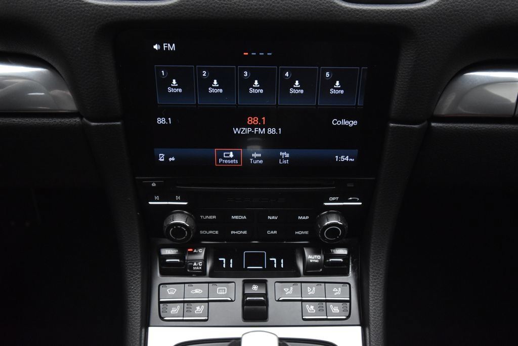 Used 2017 Porsche 718 Boxster S RWD image 11