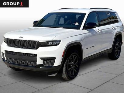 Used 2024 Jeep Grand Cherokee L Laredo