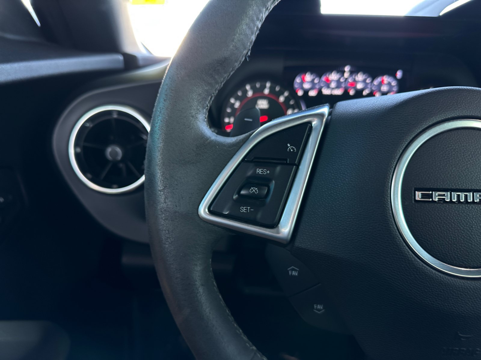 Used 2021 Chevrolet Camaro SS RWD image 18