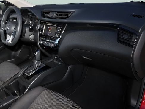 Used 2019 Nissan Rogue Sport SV FWD image 22