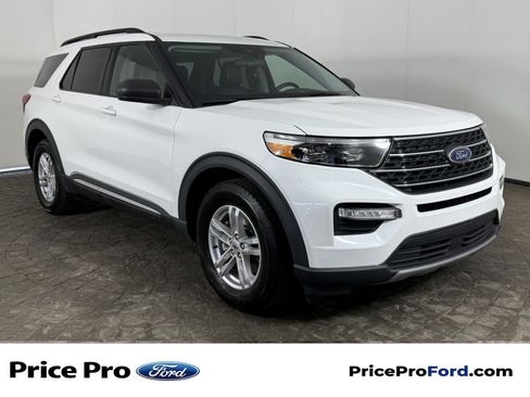 Used 2021 Ford Explorer XLT w/ Equipment Group 202A AWD/4WD image 1