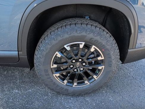 New 2026 Chevrolet Traverse Z71 w/ Enhanced Driving Package image 3