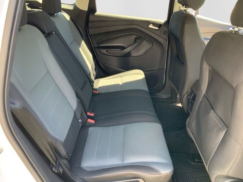 Used 2016 Ford Escape SE w/ Equipment Group 201A AWD/4WD image 31