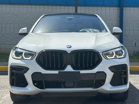 Used 2022 BMW X6 xDrive40i w/ Executive Package AWD/4WD image 2
